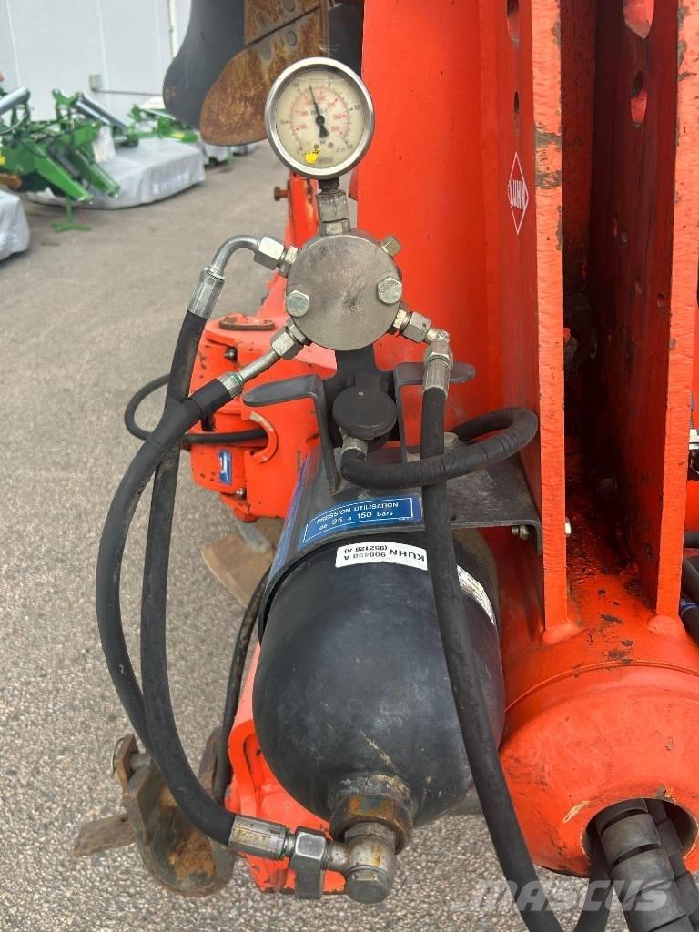 Kuhn Vari-Master 122 Oboustranné pluhy