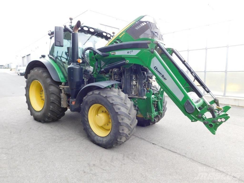 John Deere 6215 R Traktory