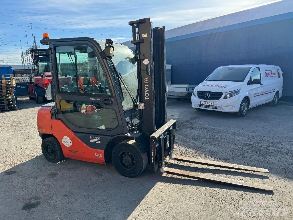 Toyota 52-8FDF25 Dieselové vozíky