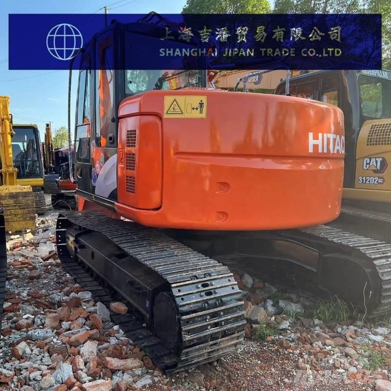 Hitachi ZX 135 Pásová rýpadla