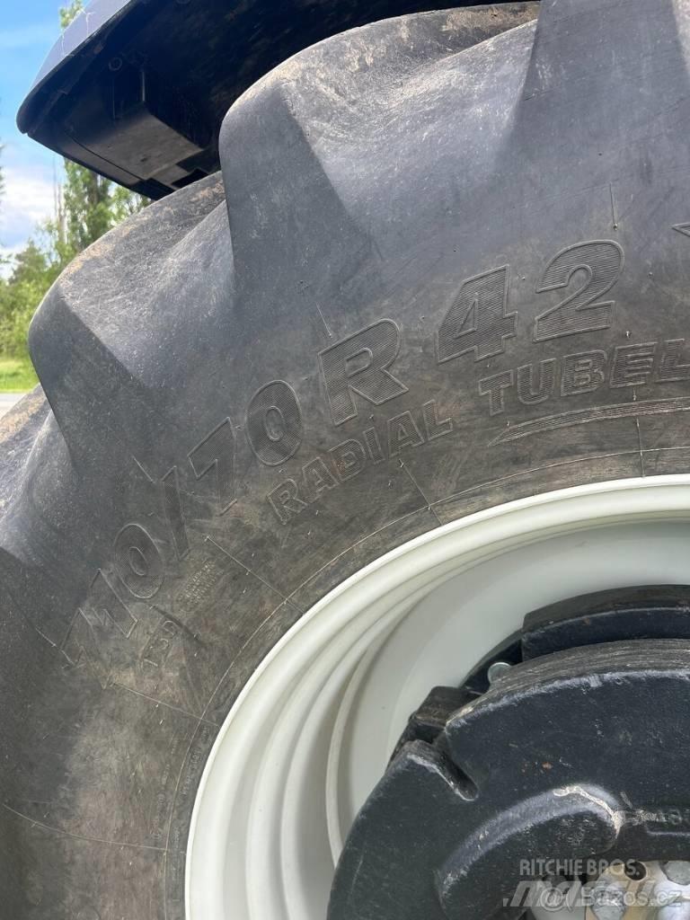 Steyr Absolut CVT Traktory