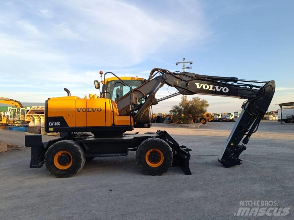 Volvo EW 140 C Kolová rýpadla