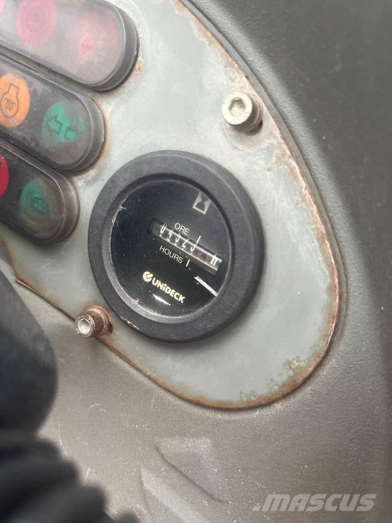 Wacker L 3001 Kloubové dempry