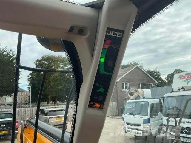 JCB 540-140 Teleskopické manipulátory