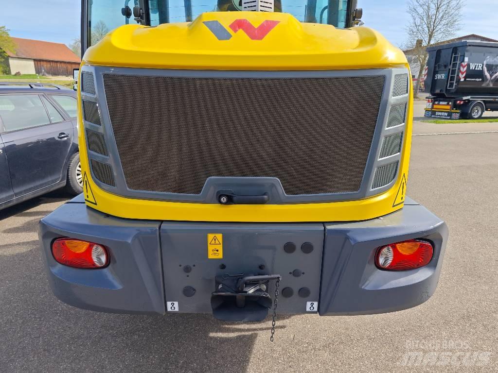 Wacker Neuson WL 60 Kolové nakladače