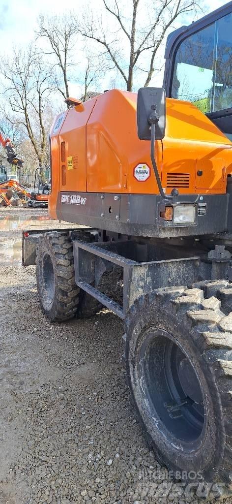 Doosan DX 100 W-7 Kolová rýpadla