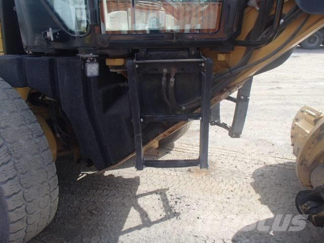 CAT 140 M VHP Plus Grejdry