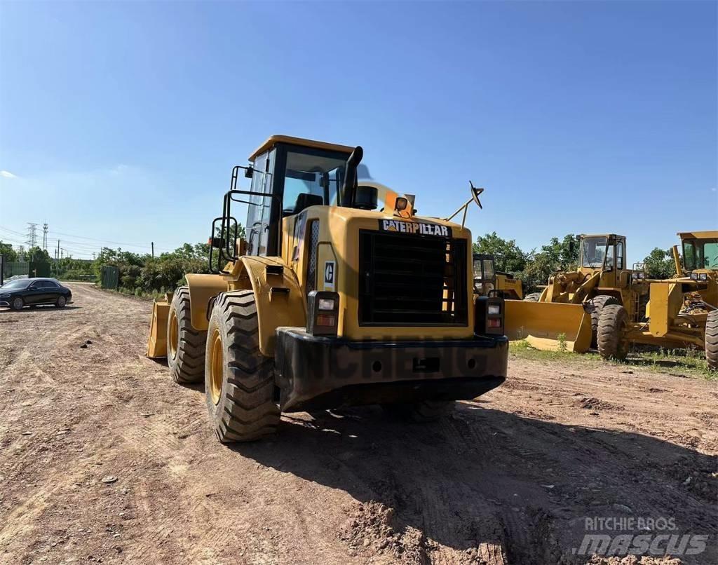 CAT 966 H Kolové nakladače