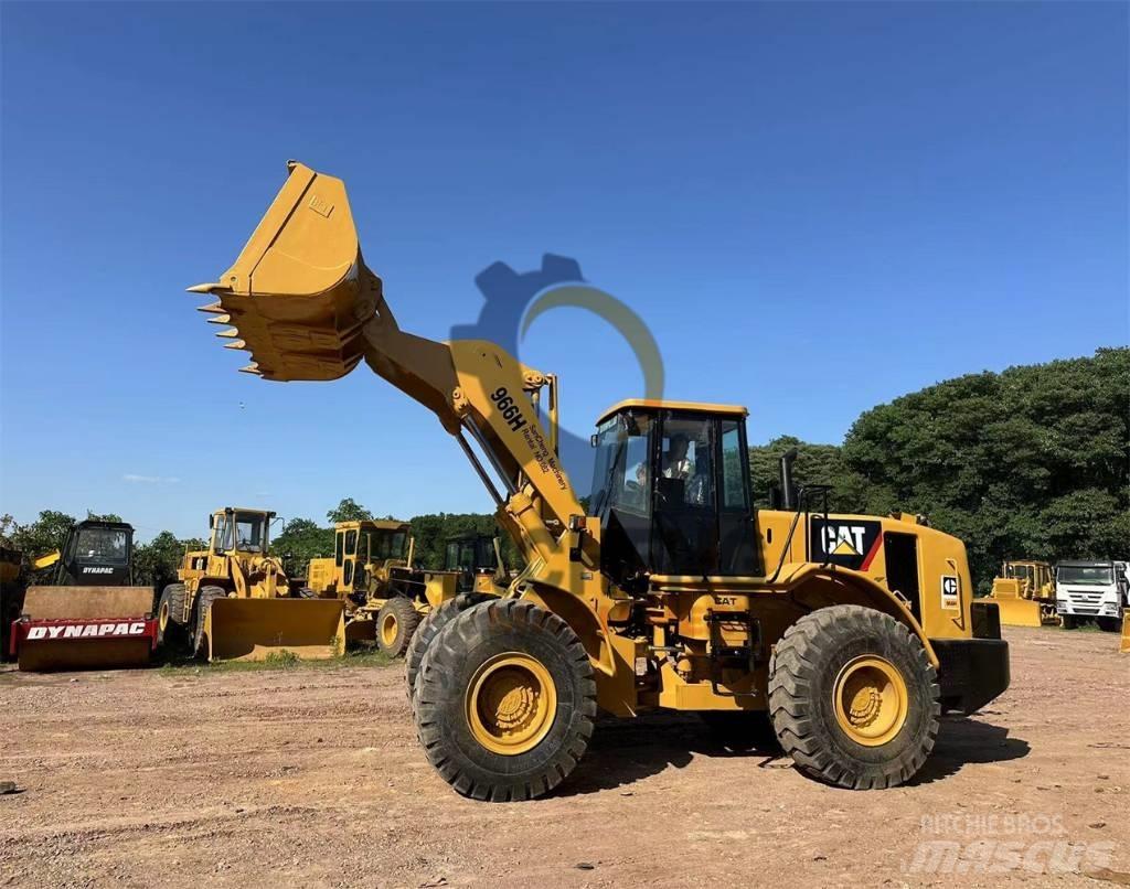CAT 966 H Kolové nakladače