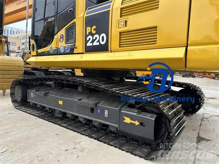 Komatsu PC 220-8 Pásová rýpadla