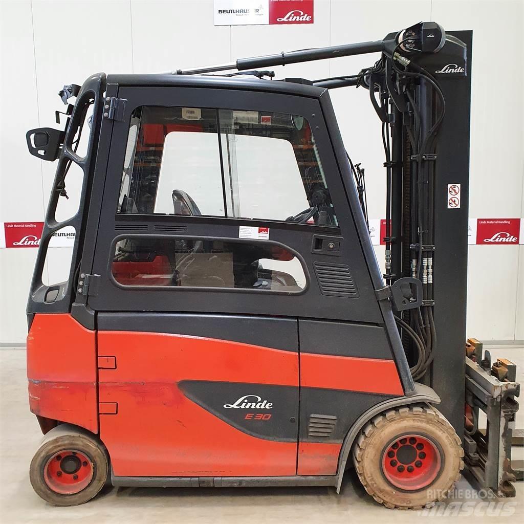 Linde E30/600HL Akumulátorové vozíky