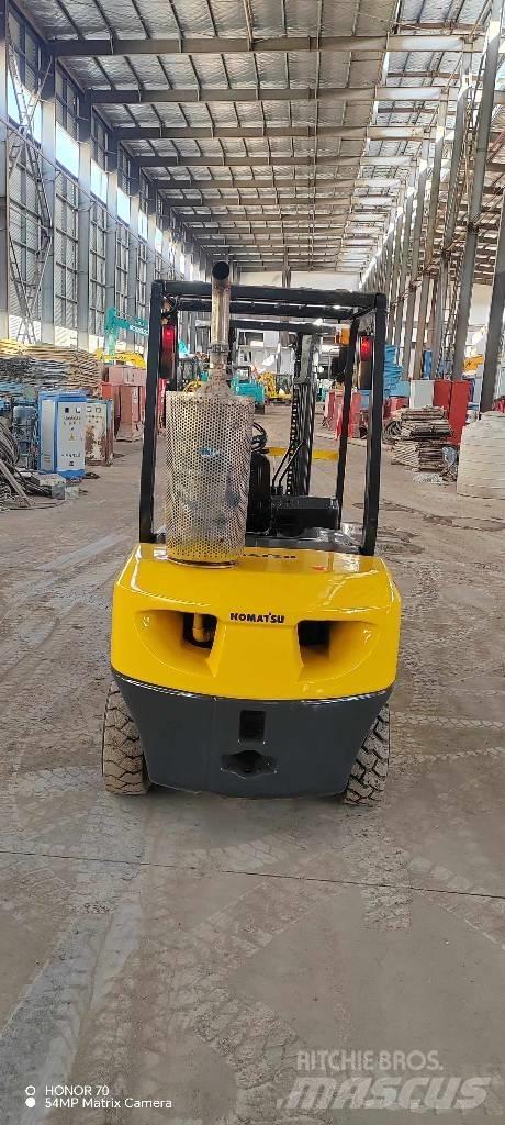 Komatsu FD 30 T-14 Dieselové vozíky