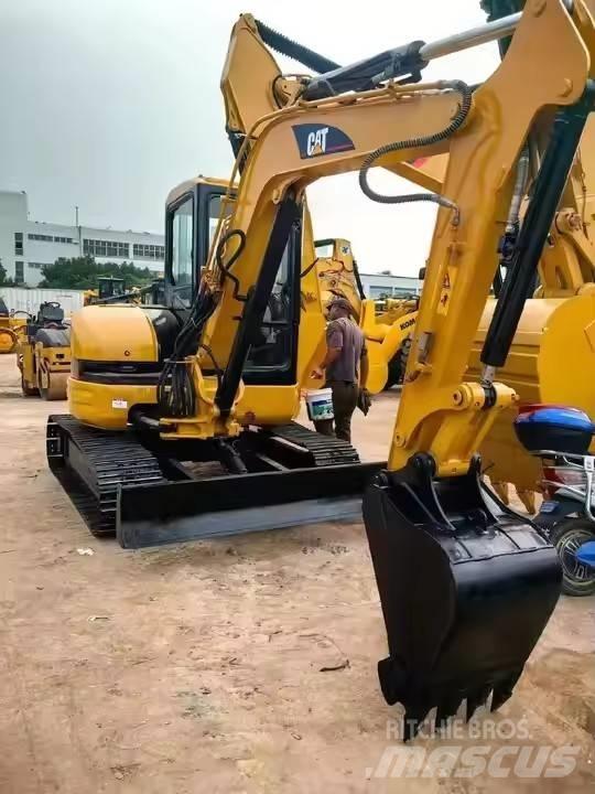 CAT CAT304CR Pásová rýpadla