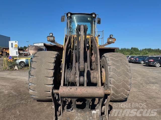 Volvo L220D Kolové nakladače