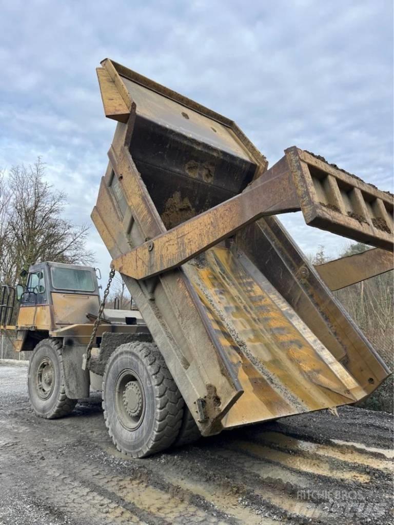 CAT 769 D Pevné dempry