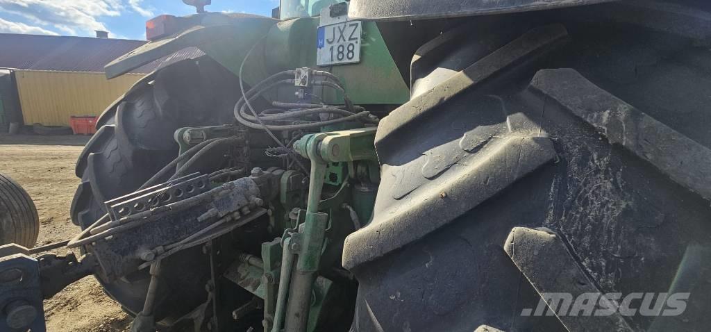 John Deere 8530 Traktory