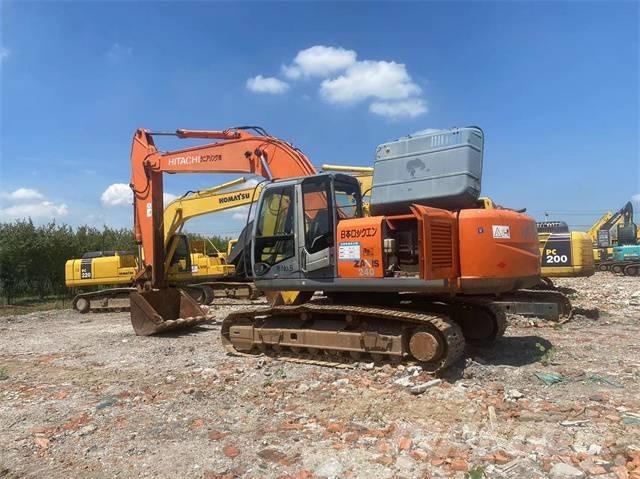 Hitachi ZX240 Pásová rýpadla