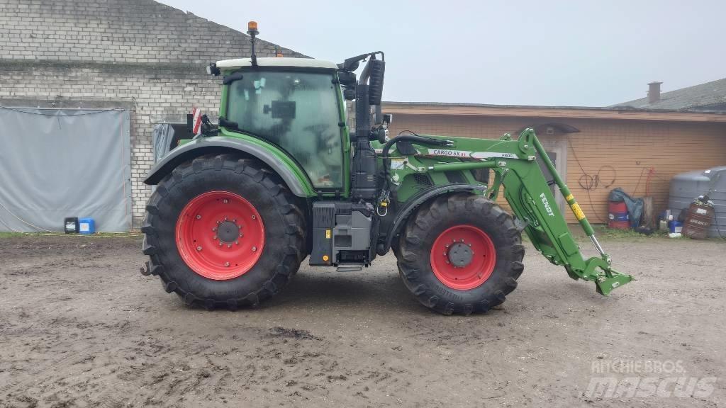 Fendt 724 Profi Plus Traktory