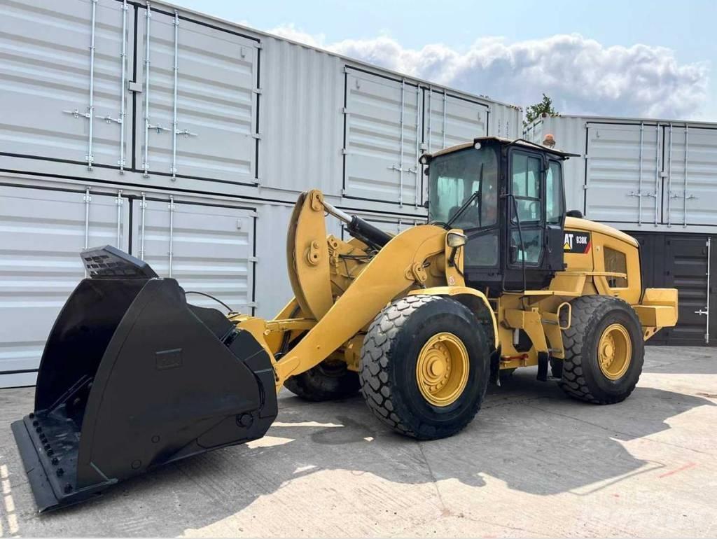 CAT 938 K Kolové nakladače