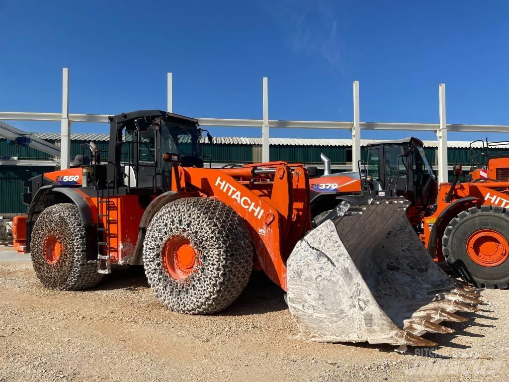 Hitachi ZW 550 - 6 Kolové nakladače