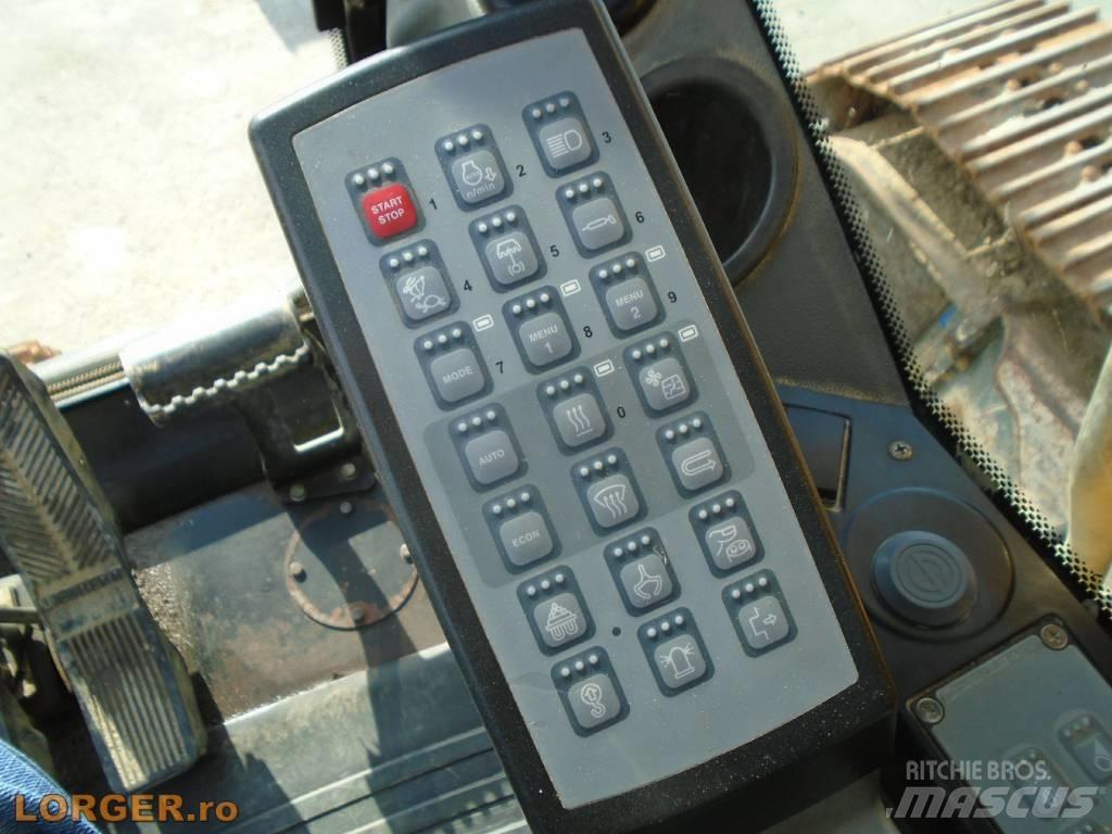 Liebherr R 916 Pásová rýpadla