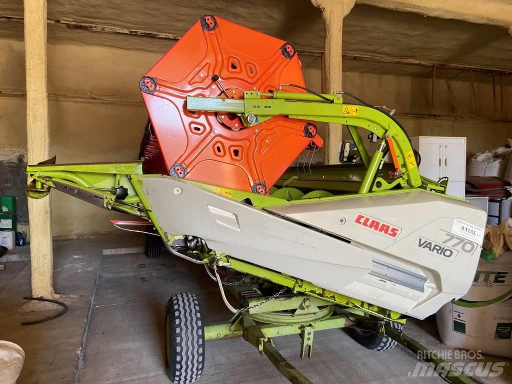CLAAS Lexion 750 Sklízecí mlátičky