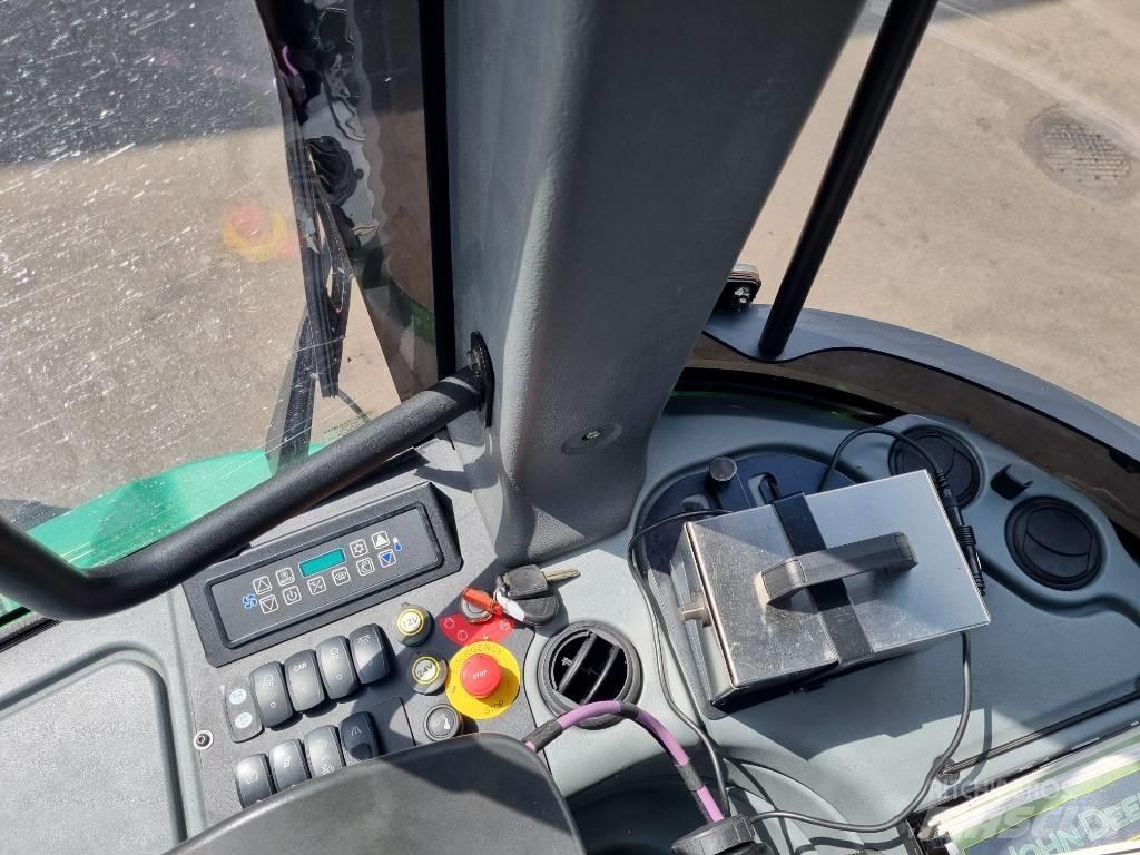 John Deere 1510G Vyvážecí traktory