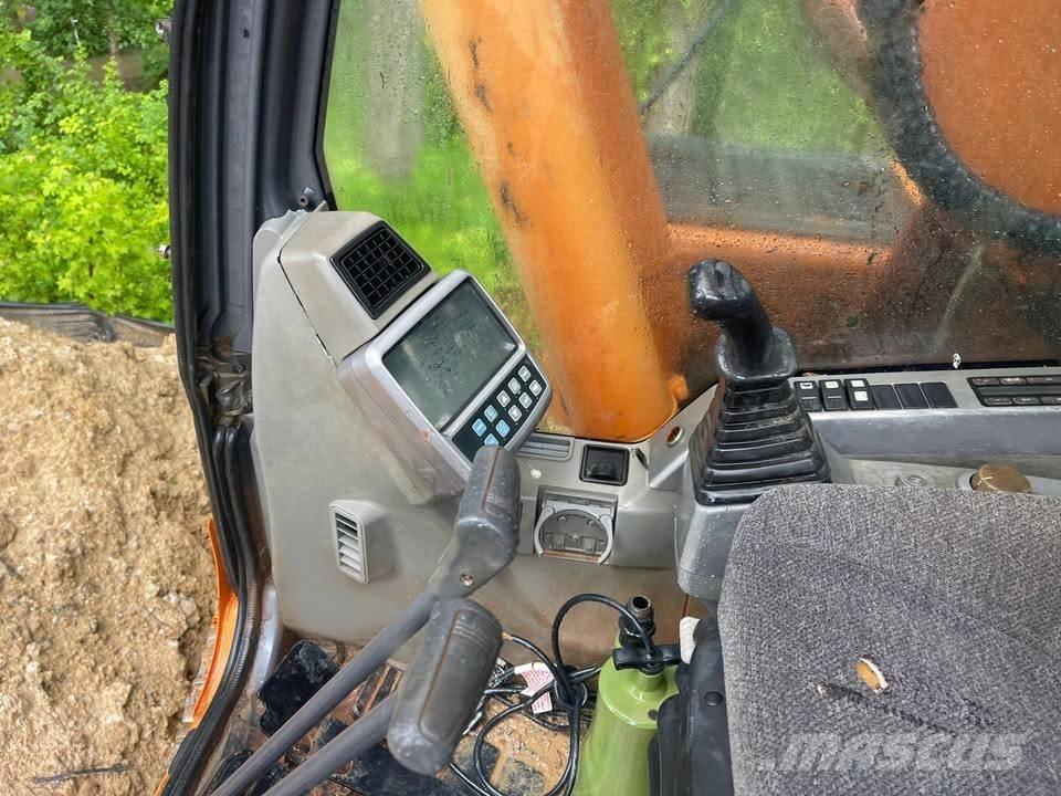 Doosan DX 255 LC Pásová rýpadla