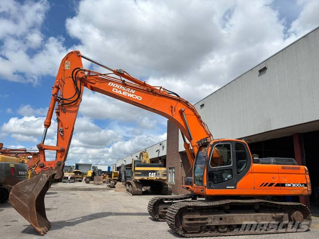Doosan DX 300 LC Pásová rýpadla