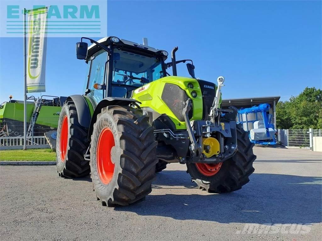 CLAAS axos 240 Traktory