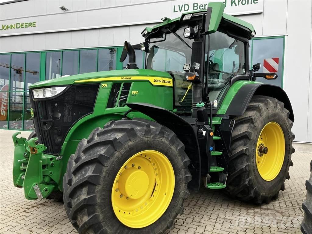 John Deere 7R 330 Traktory