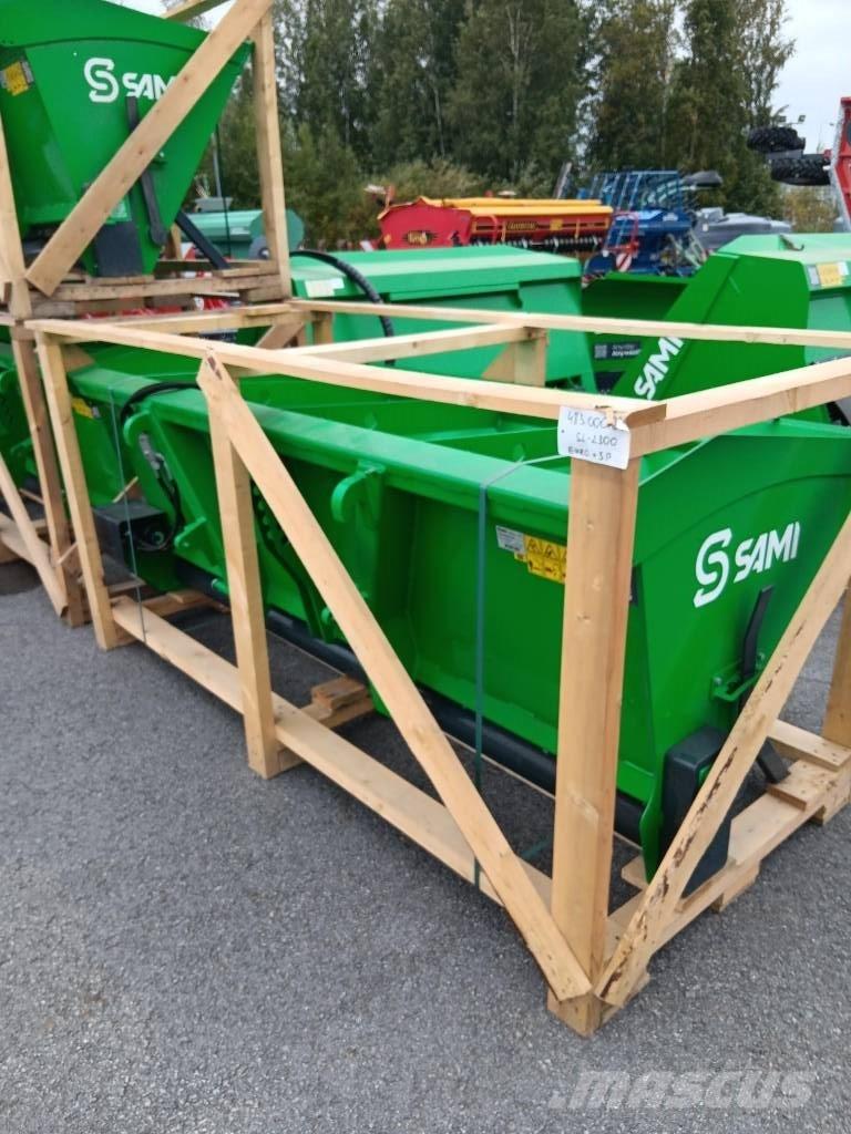 Sami SL 2000 Sypače písku a soli