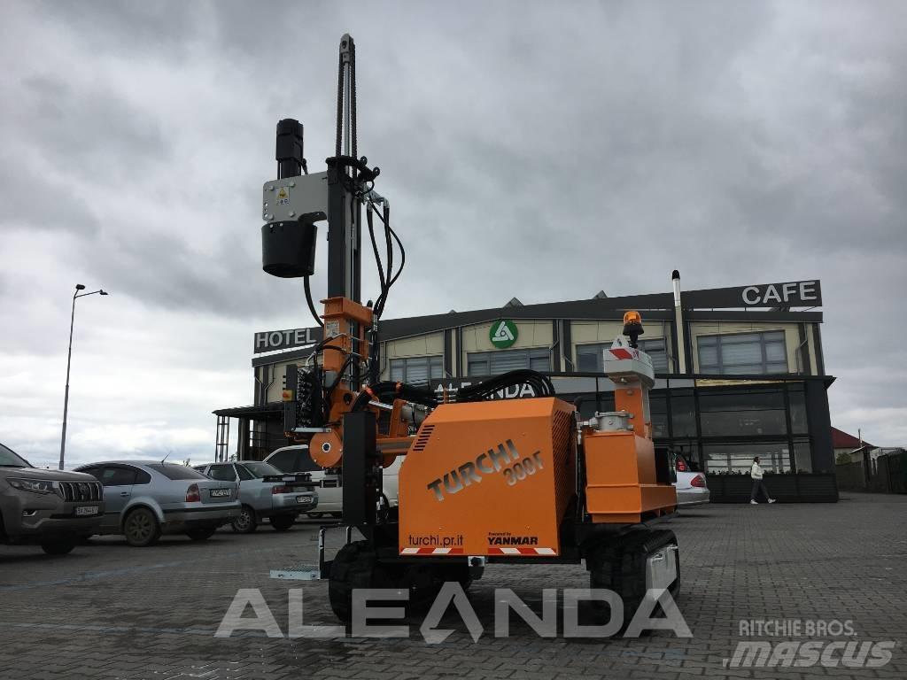  Turchi 300F Hydraulická beranidla na zatloukání pilotů