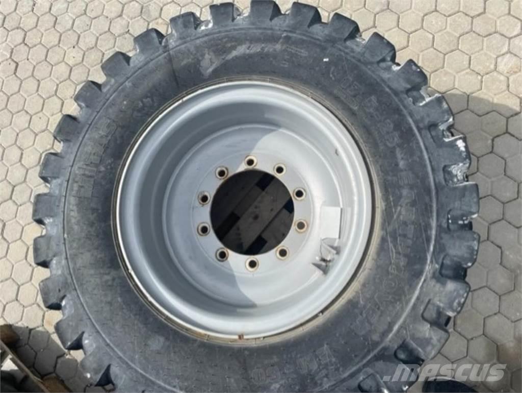  Øvrige ØVRIGE Pneumatiky, kola a ráfky
