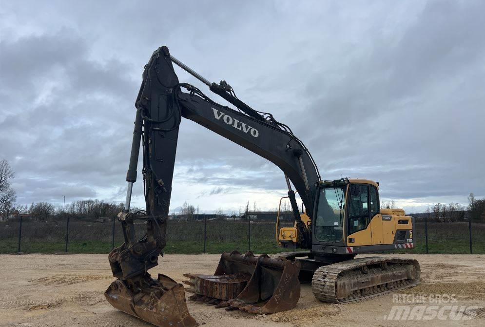 Volvo EC 220 DL Pásová rýpadla