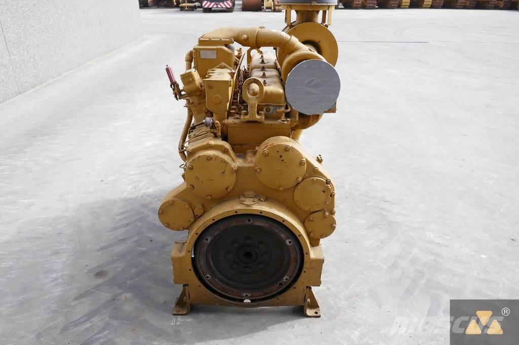 CAT D353E Motory
