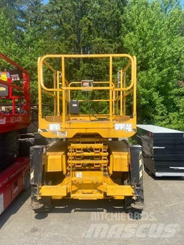 Haulotte C12DX Nůžková zvedací plošina