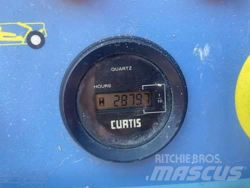 Haulotte C12DX Nůžková zvedací plošina