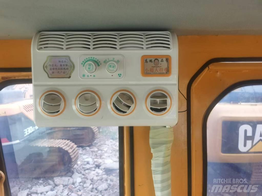 CAT D 7 G Grejdry