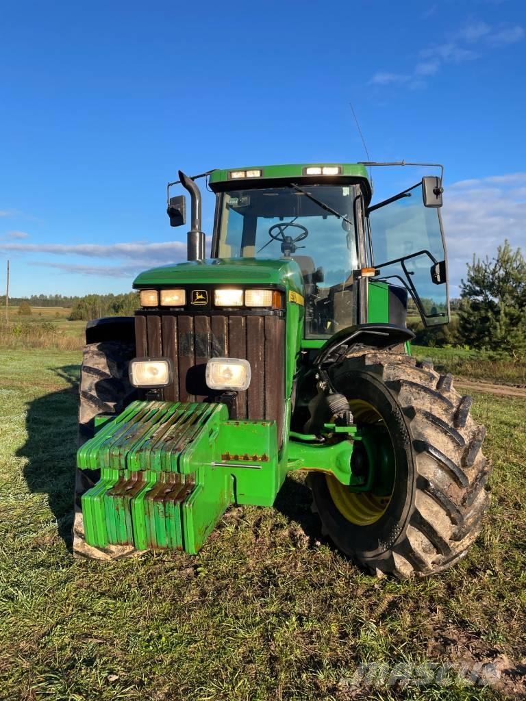 John Deere 8200 Traktory