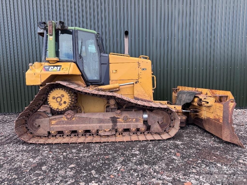 CAT D 6 N LGP Pásové dozery