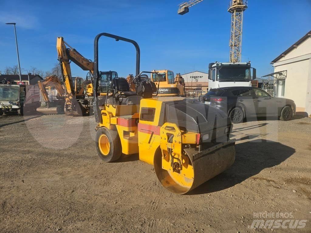 Dynapac CC 900 Tandemové válce