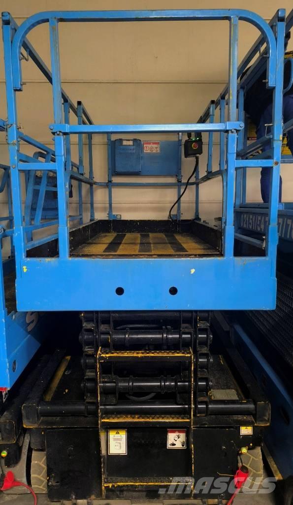 Haulotte Compact 12 Nůžková zvedací plošina