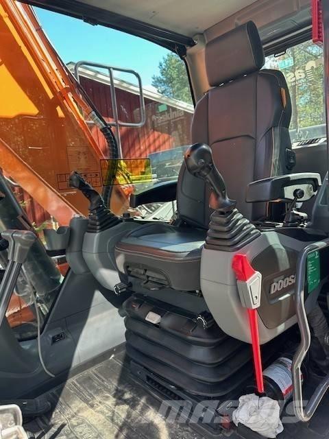 Doosan DX 140 LC Pásová rýpadla