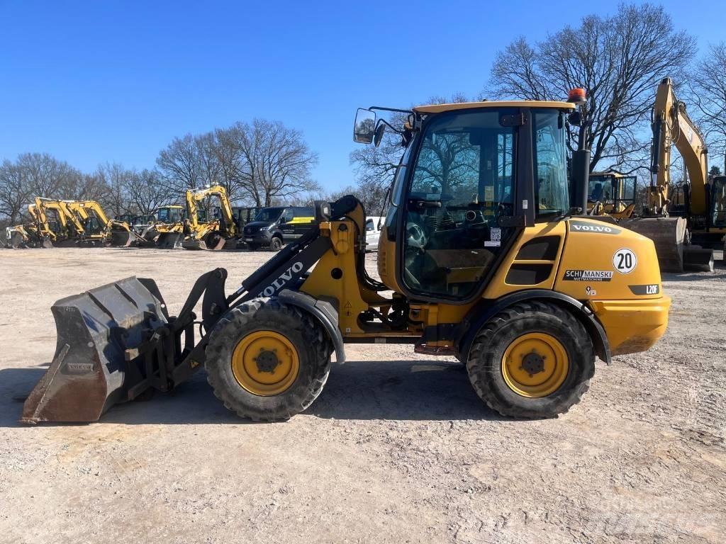 Volvo L20F  1415h Kolové nakladače