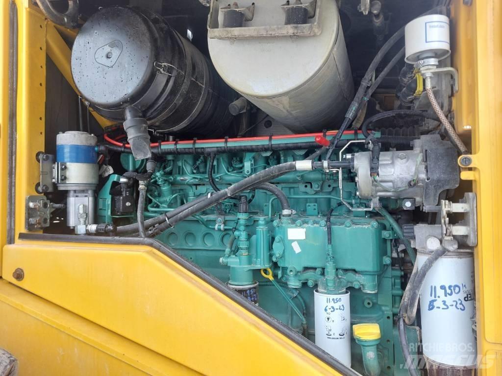 Volvo L 110 F Kolové nakladače