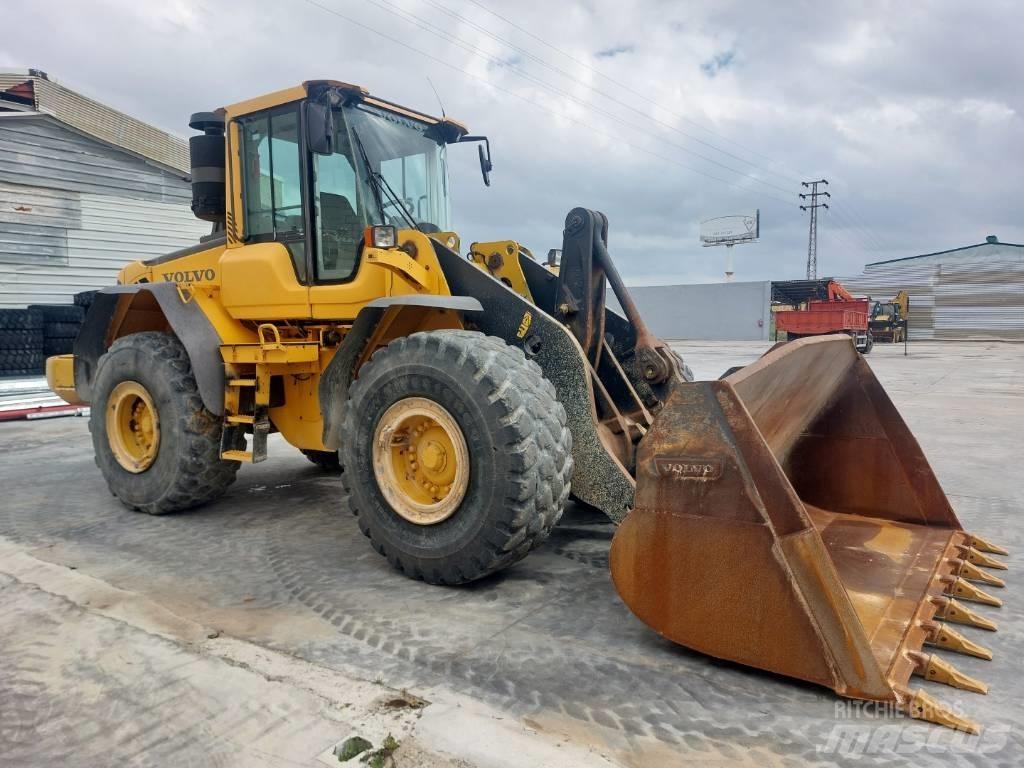 Volvo L 110 F Kolové nakladače