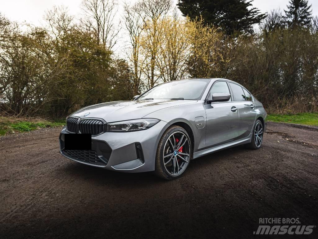 BMW 330e Osobní vozy