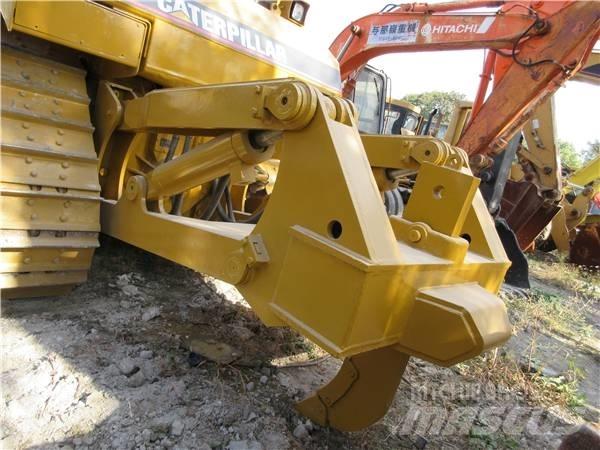 CAT D 6 R Pásové dozery