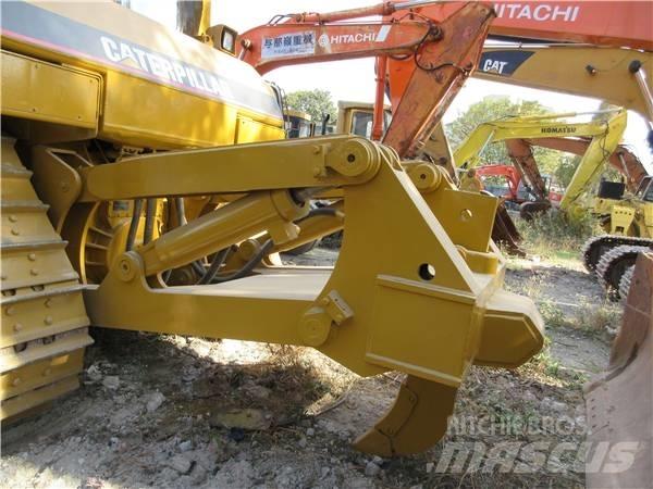 CAT D 6 R Pásové dozery